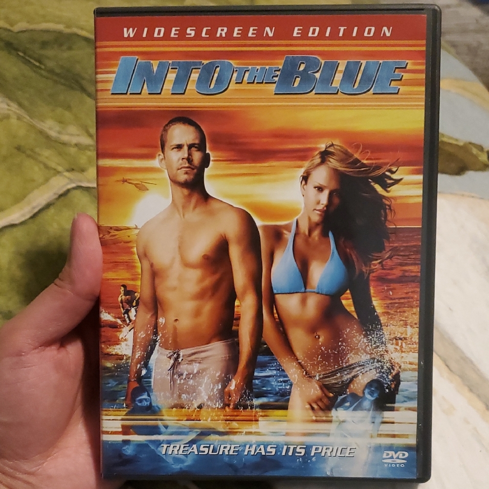 🎁BOGO DVDS - Into The Blue - 2005